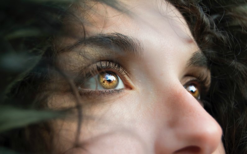 Un regard vers le serpent d'airain suffit