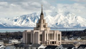 Ce que les symboles astronomiques sur les temples nous enseignent sur Dieu