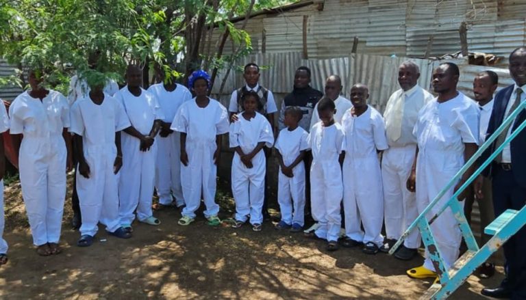 pionniers au Kenya